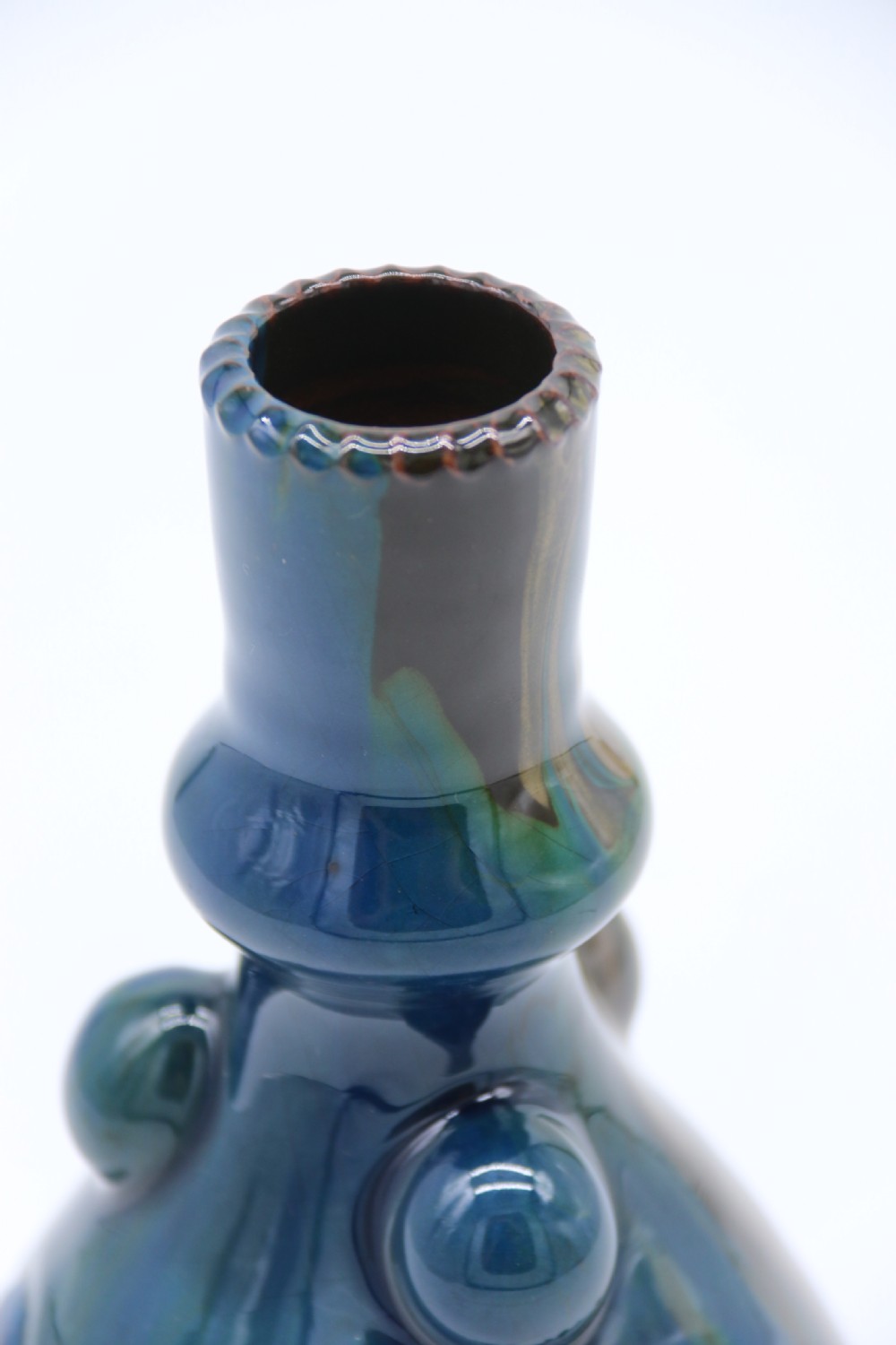 Sir Edmund Harry Elton sunflower studio pottery vase, circa 1890 View XIX