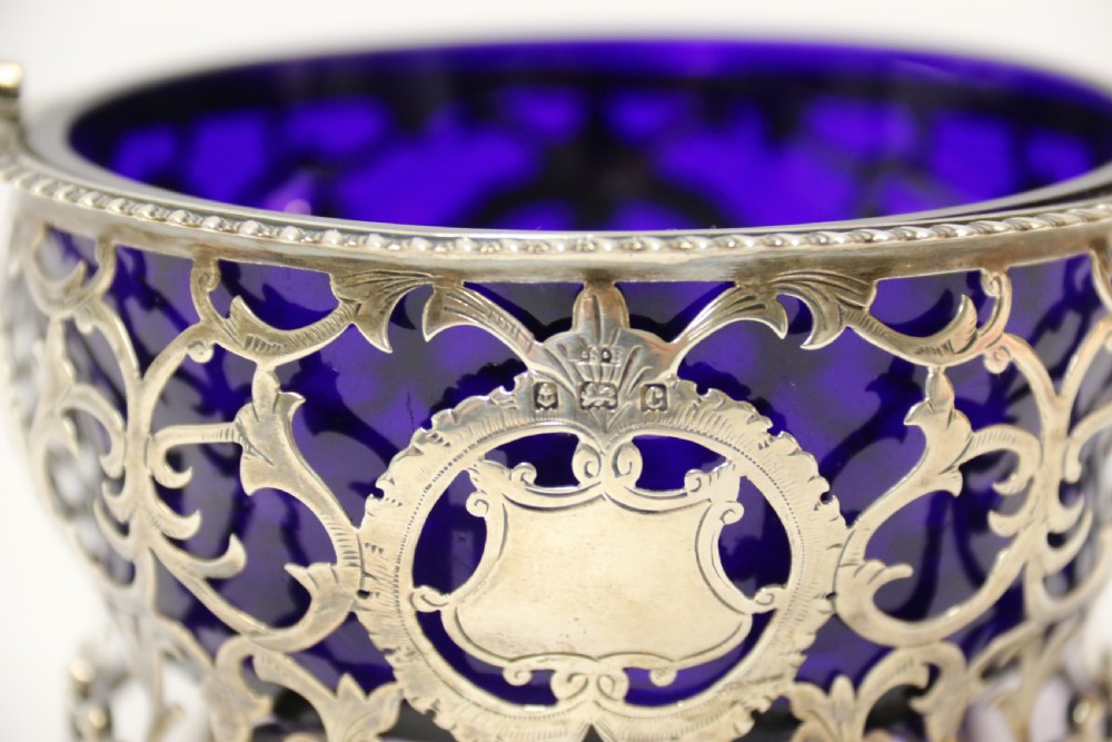 Edwardian silver sugar basket with original blue glass liner 1902 -3 View III