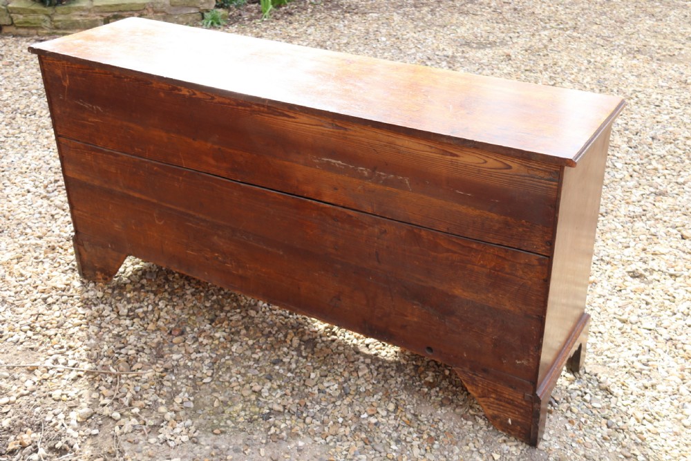 A rare Irish 18th century mahogany library cabinet of very small proportions View XII
