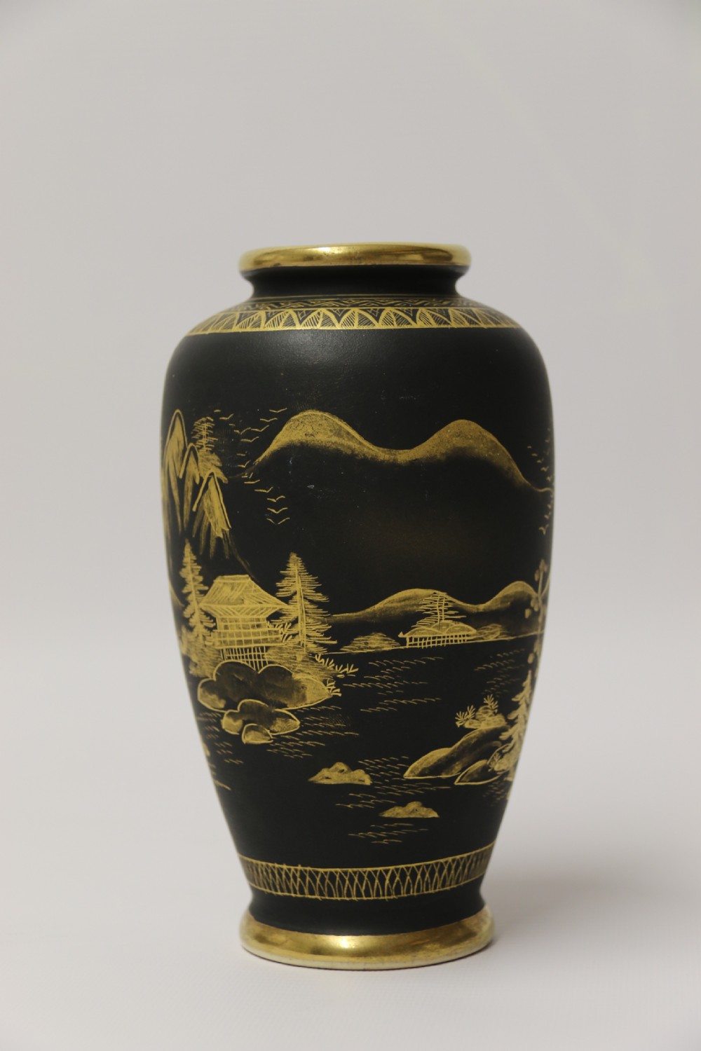 A pair of Japanese Satsuma ware pottery vases, circa 1910 View X