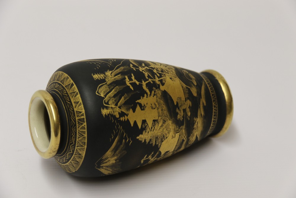 A pair of Japanese Satsuma ware pottery vases, circa 1910 View XVI