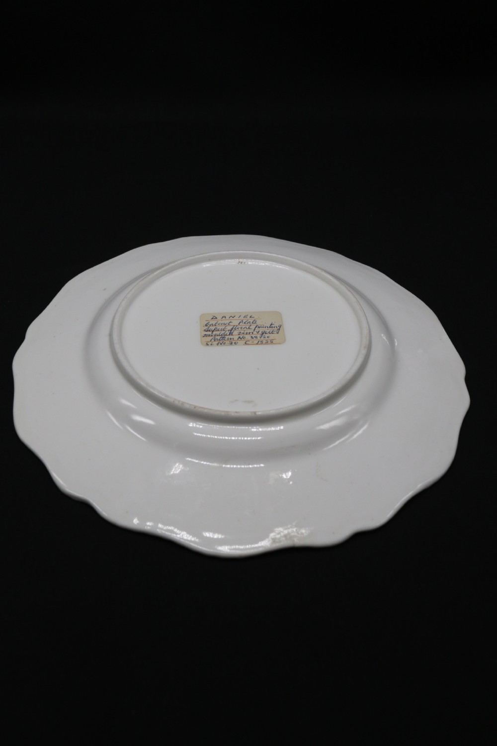 A rare hand painted floral plate from the English Daniel porcelain factory, circa 1825



 View XI