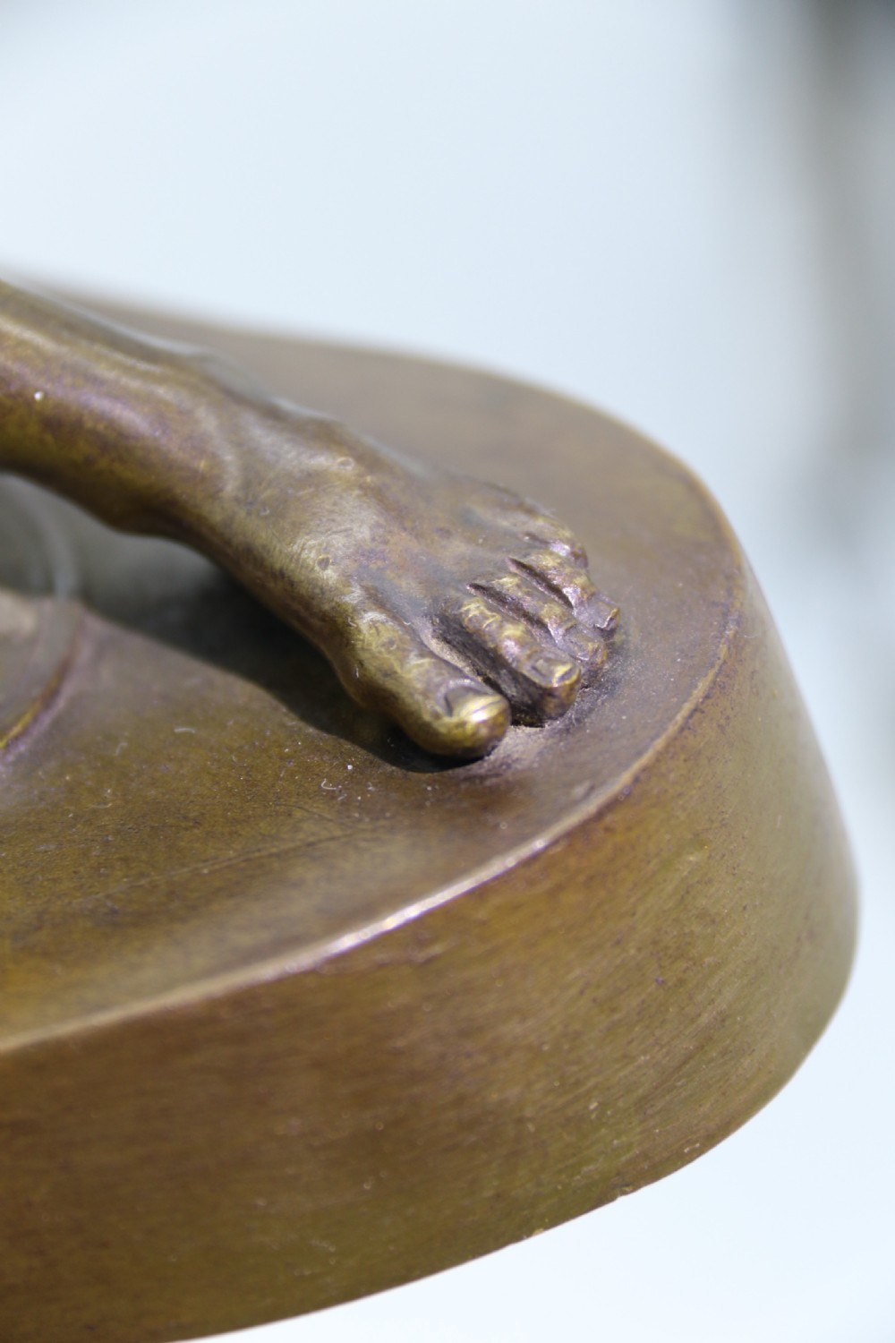 A fine mid 19th century Italian Grand Tour bronze study taken from the antique the dying Gaul. View IX