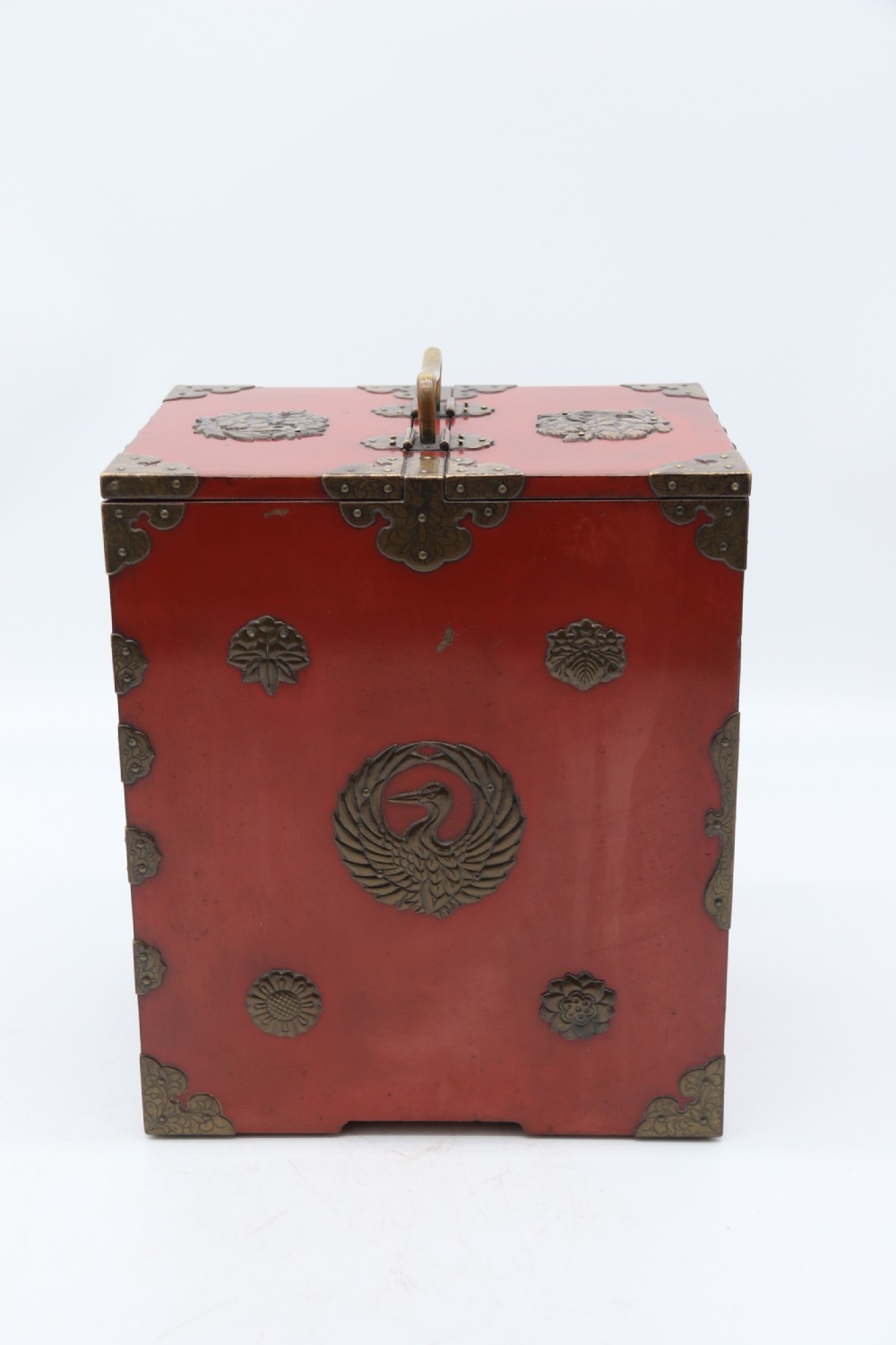 A superb late 19th century Japanese red lacquer and bronze mounted collectors or jewellery cabinet. View IV