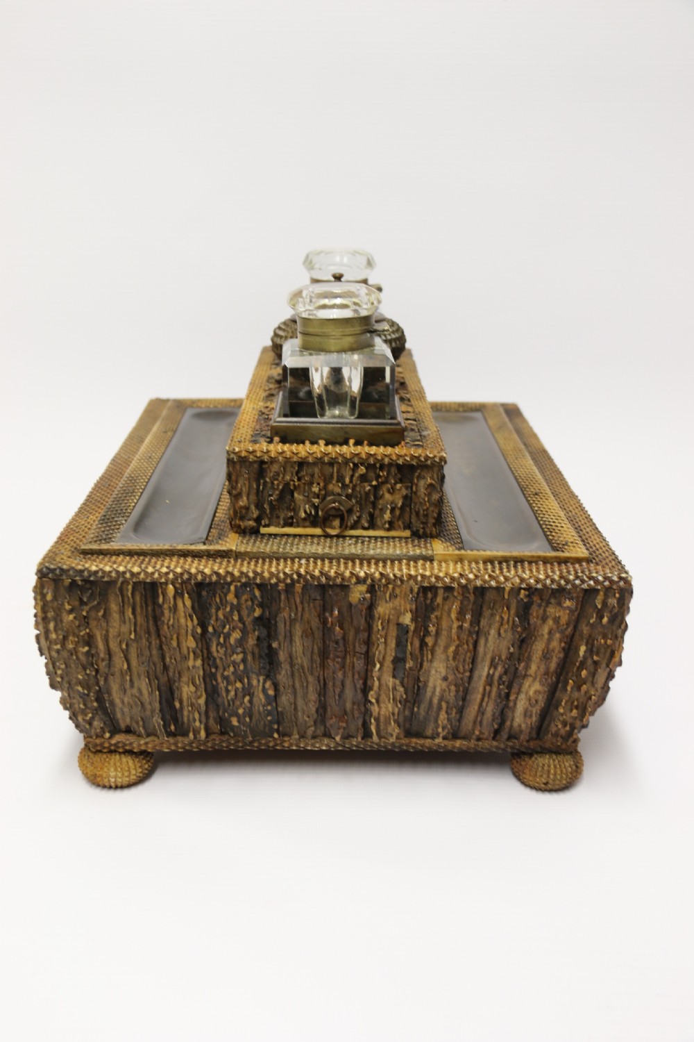 An early 19th century Anglo Indian desk inkstand made from deer antler and horn View V