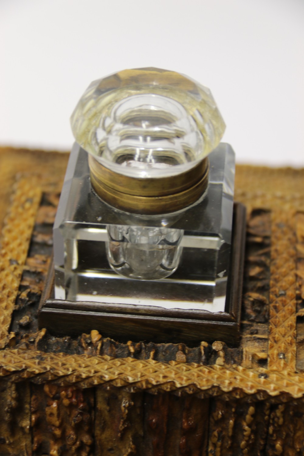 An early 19th century Anglo Indian desk inkstand made from deer antler and horn View XIV