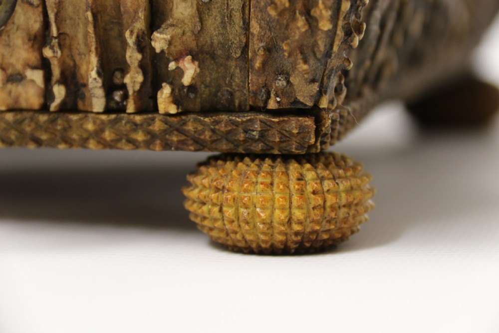 An early 19th century Anglo Indian desk inkstand made from deer antler and horn View XVIII