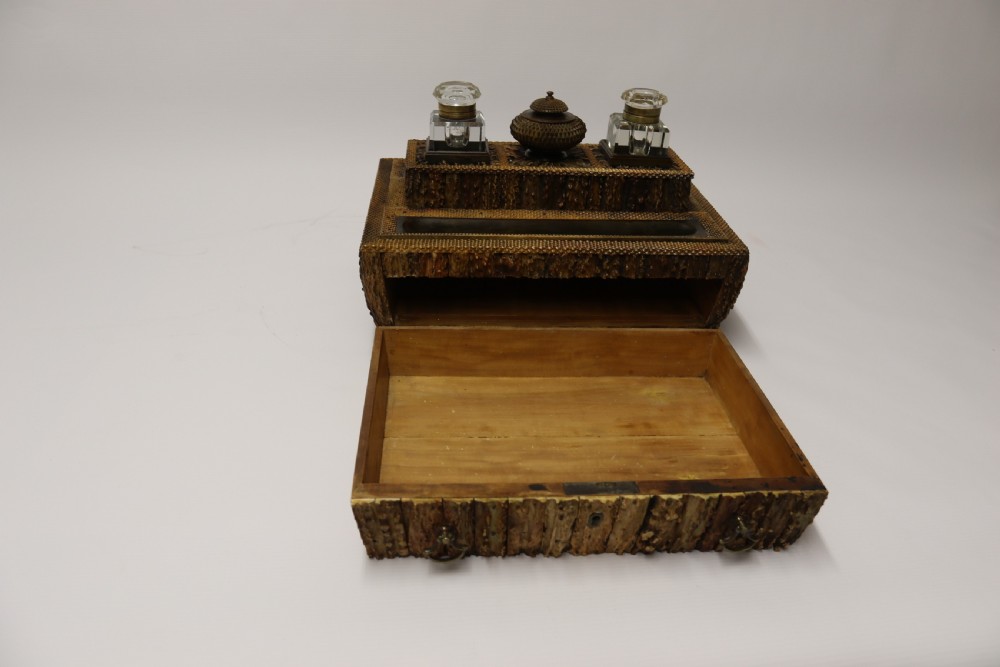 An early 19th century Anglo Indian desk inkstand made from deer antler and horn View XIX
