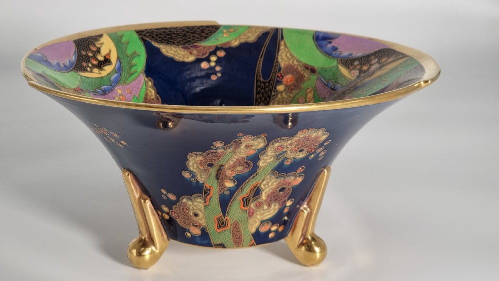 A superb lustre glazed Fielding’s Crown Devon large pottery table centre piece or footed bowl View II
