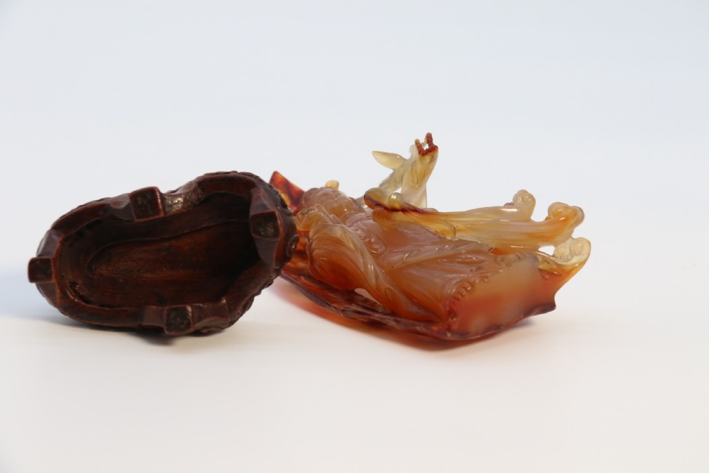 A very fine and rare Chinese hand carved agate hardstone figure of the goddess Guanyin. View XIV