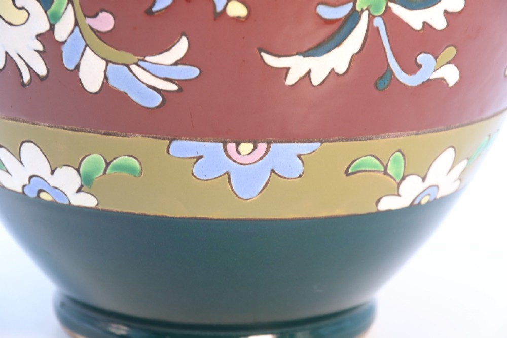 A large Japanese pottery vase with bold enamelled decoration, circa 1910 View XIV