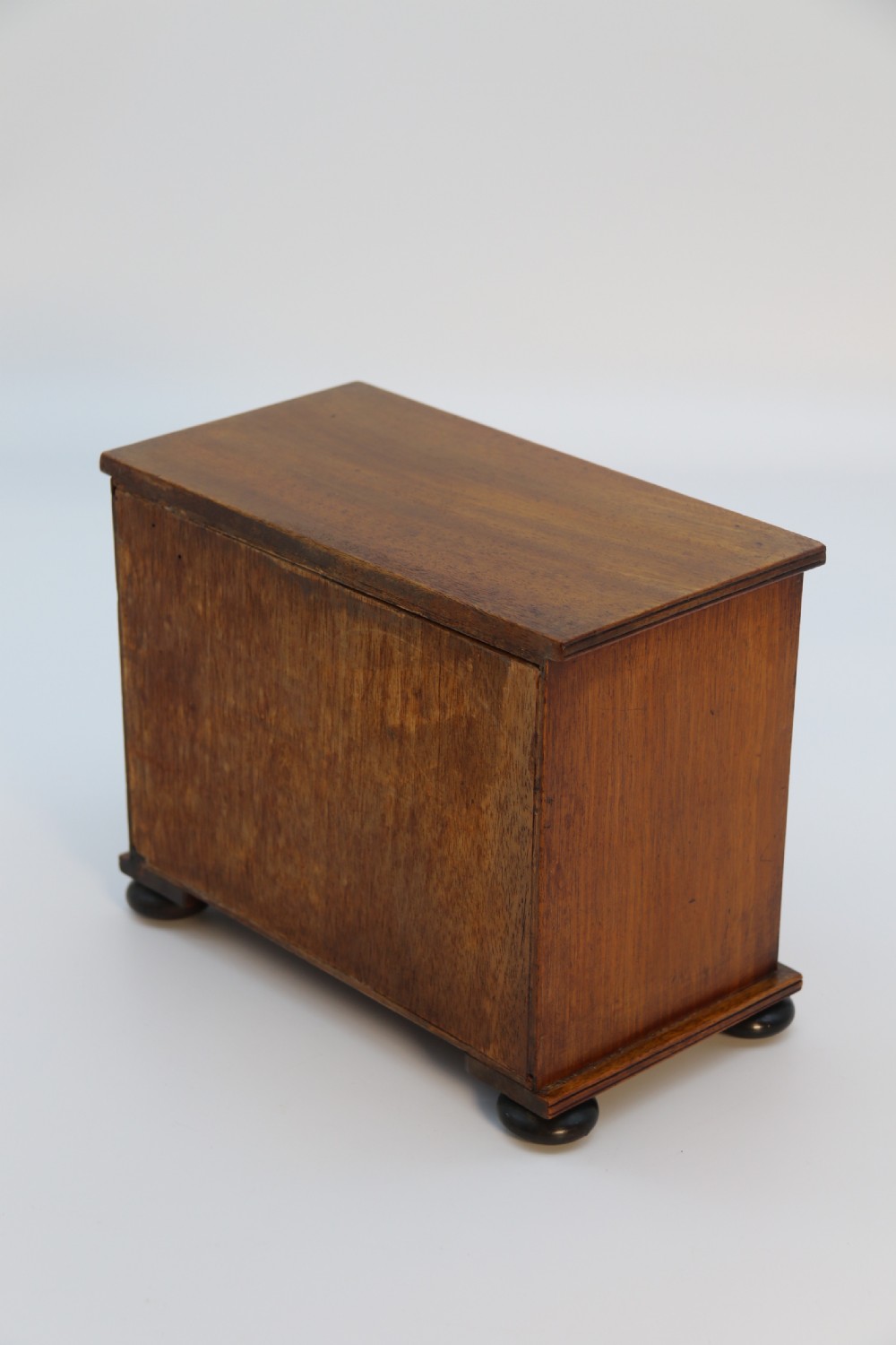 A superb mid Victorian miniature apprentice piece chest of drawers, circa 1860 View X