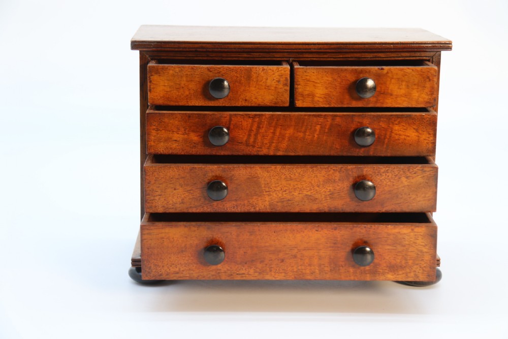 A superb mid Victorian miniature apprentice piece chest of drawers, circa 1860 View XIV