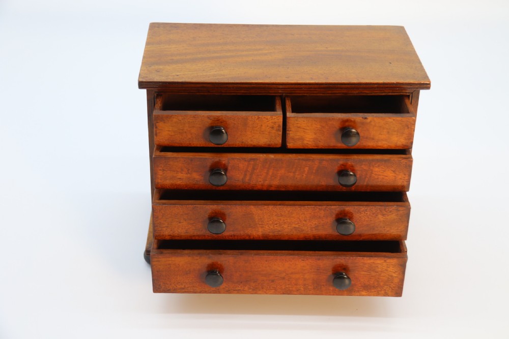 A superb mid Victorian miniature apprentice piece chest of drawers, circa 1860 View XV
