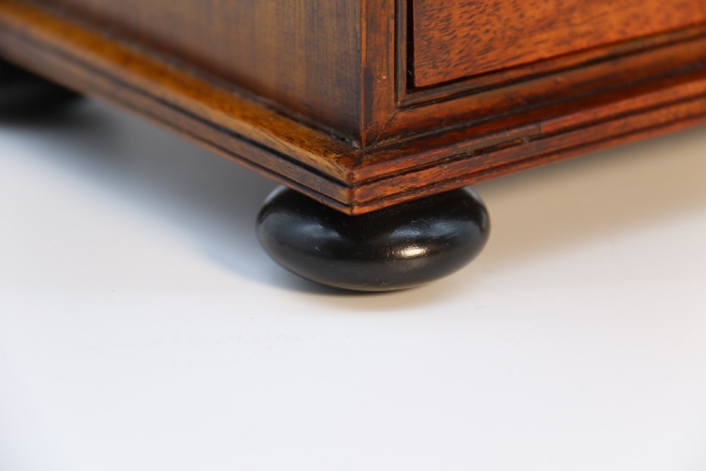 A superb mid Victorian miniature apprentice piece chest of drawers, circa 1860 View XXII