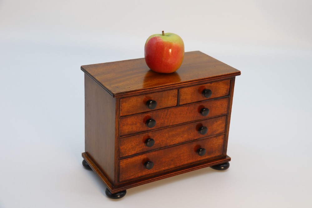 A superb mid Victorian miniature apprentice piece chest of drawers, circa 1860 View XXV