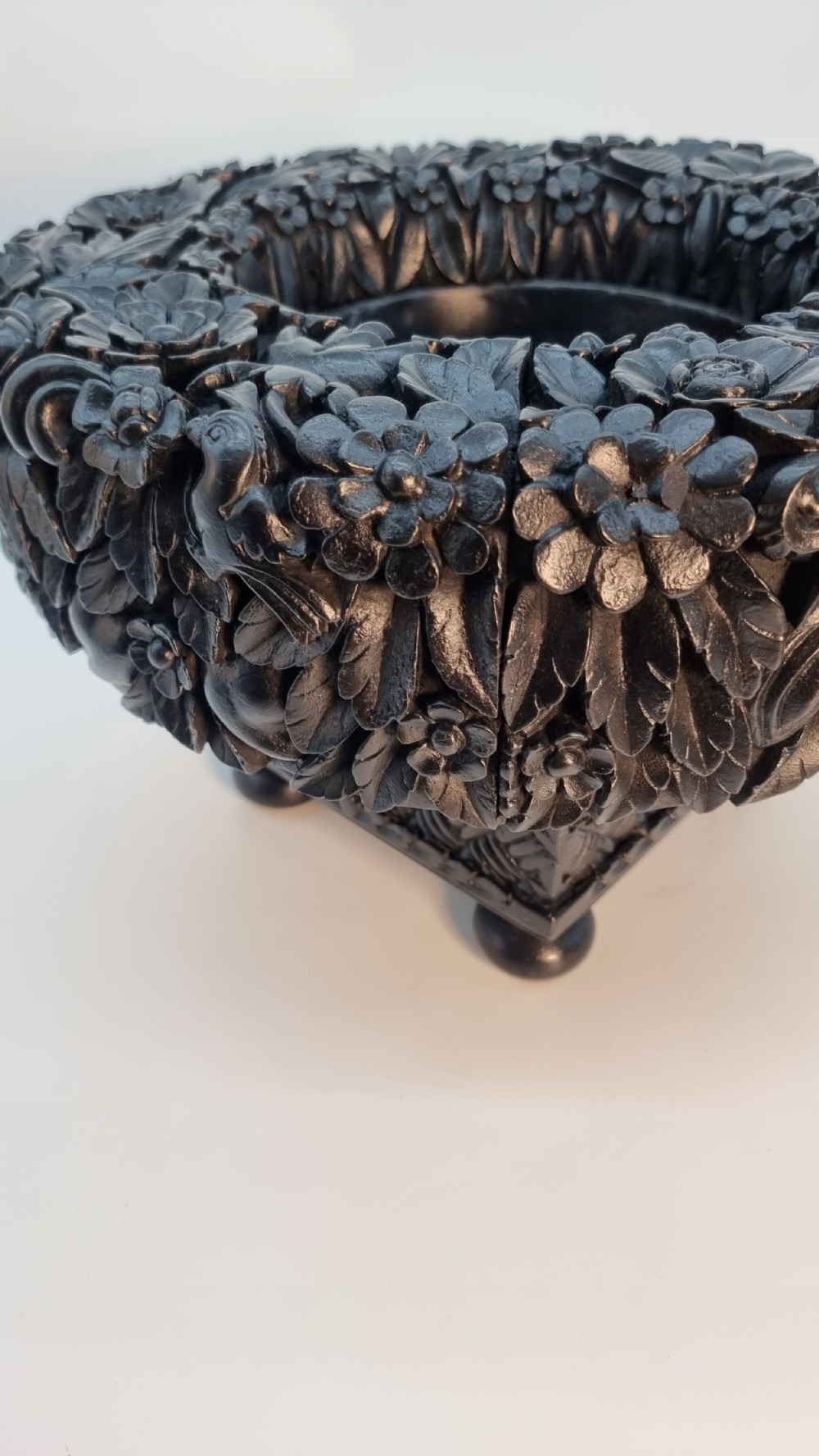 A very rare Anglo Indian Raj period carved solid ebony table centre piece/jardinière View VIII
