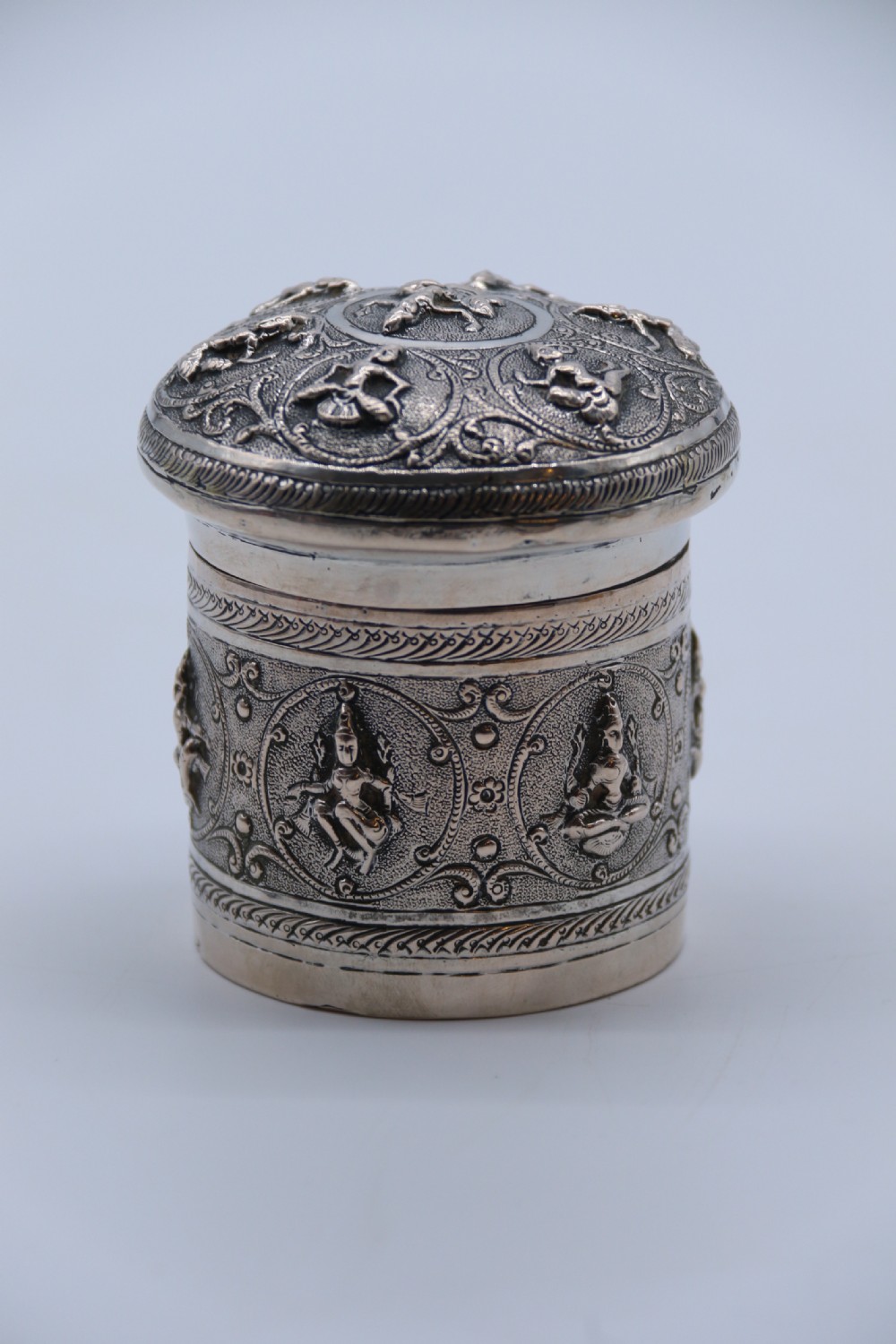 A fine Indian Raj period silver repousse decorated lidded container, c 1900 View VII