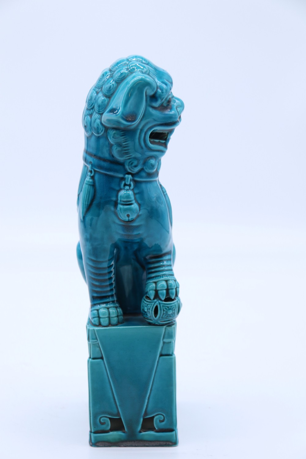 A pair of porcelain Chinese Buddhist Temple lions or foo dogs, circa 1900 View XXV