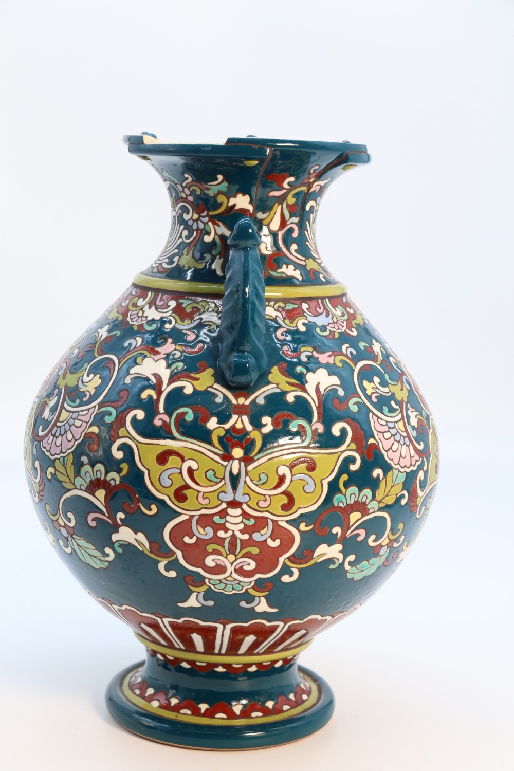 A large  Japanese hand enamelled pottery vase, circa 1910

 View IX