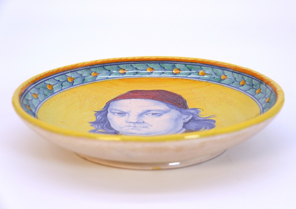 A superb Italian majolica pottery hand painted portrait plate of the Renaissance artist Pietro Perugino (1446 – 1523)

 View IX