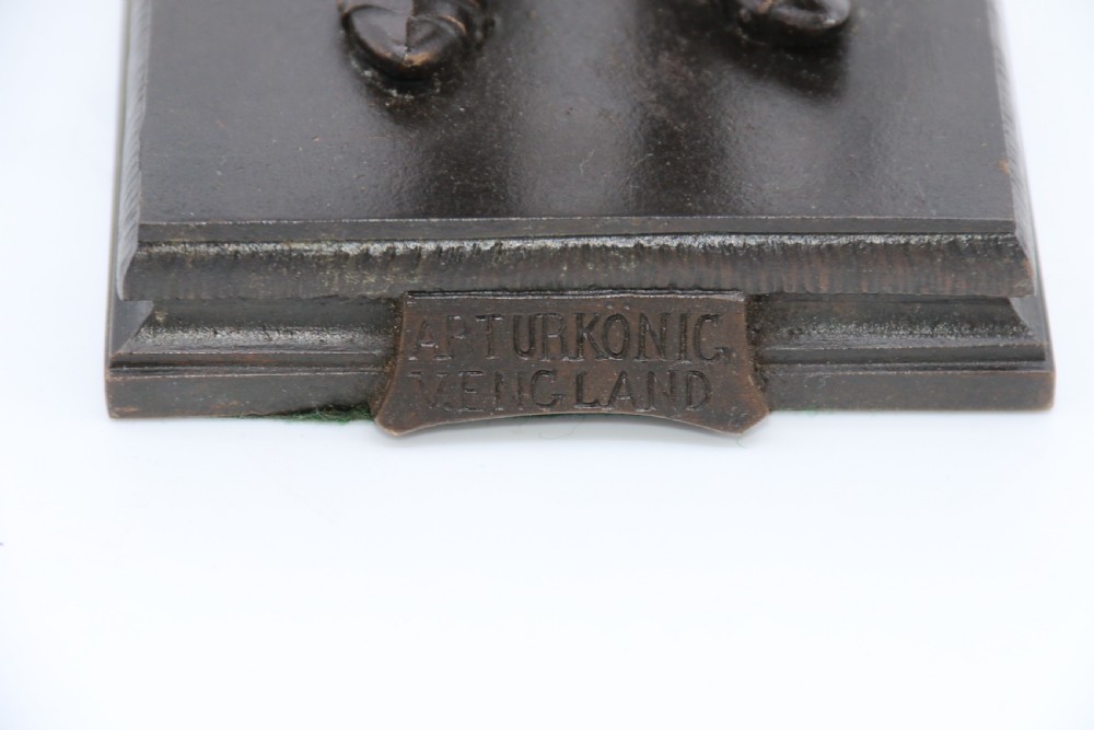Antique bronze study of King Arthur in ornate armour circa 1900 View XVIII