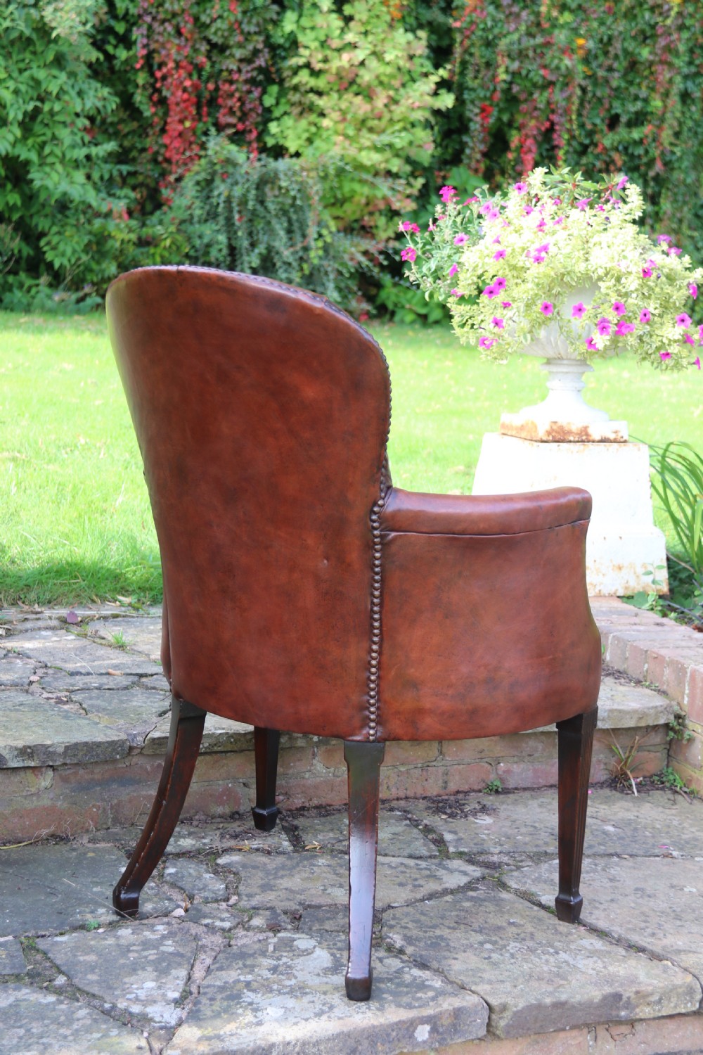  English 18th century leather upholstered armchair circa 1790 View VI