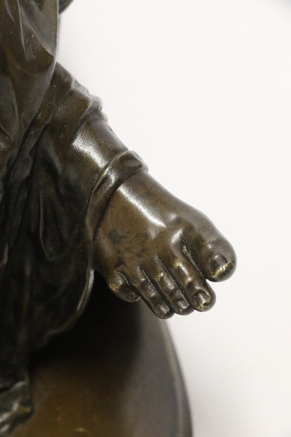 A Superb mid-19th century French classical bronze of Euterpe by Pierre Alexander Schoenewerk View XI