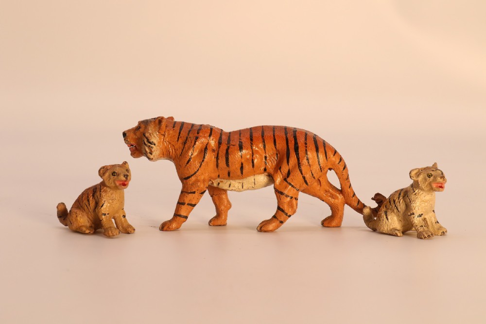 A collection of early 20th century antique Elastolin and Lineol exotic animals. View IX