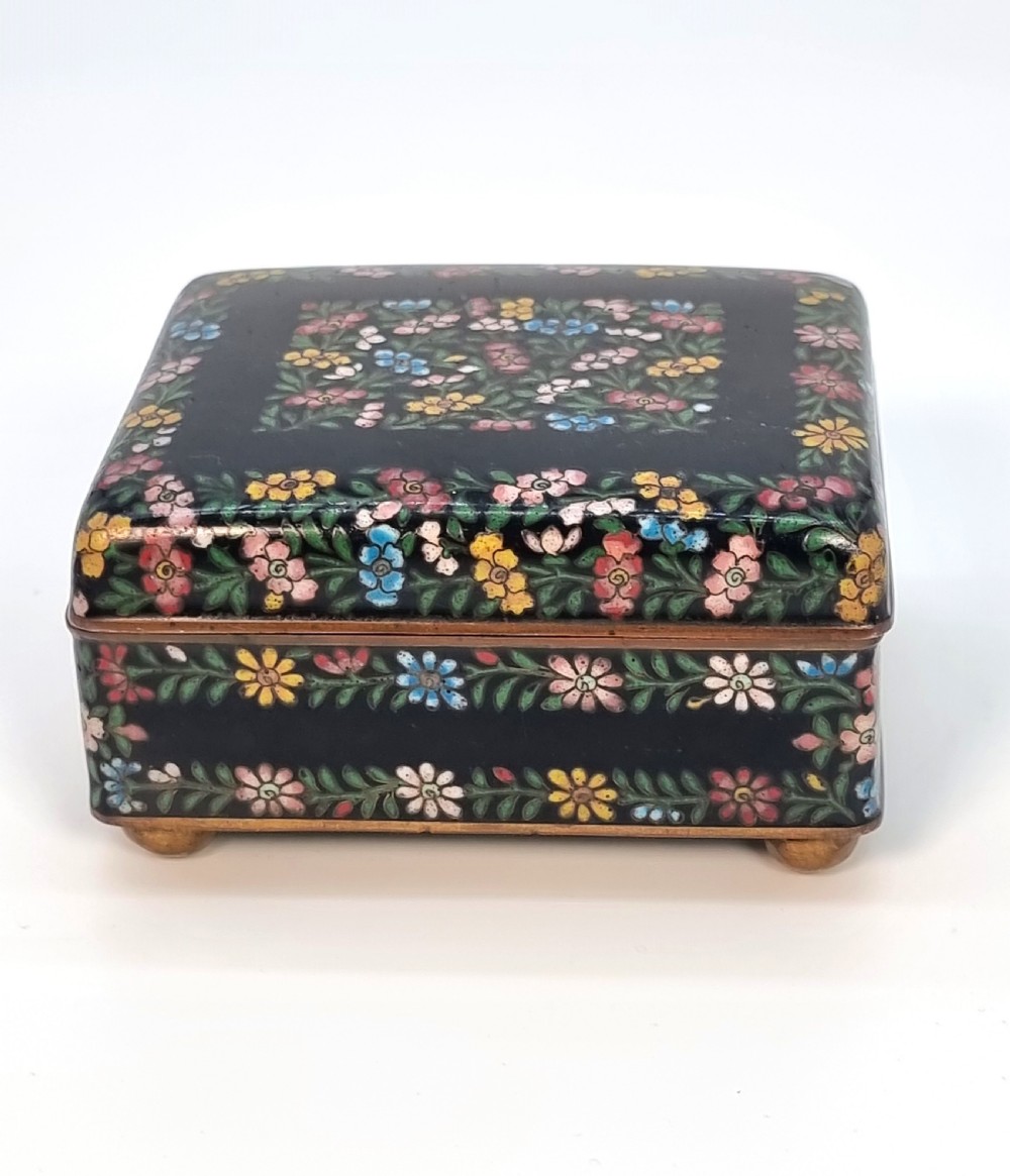 A Chinese 19th C cloisonné enamel box, circa 1880

 View III