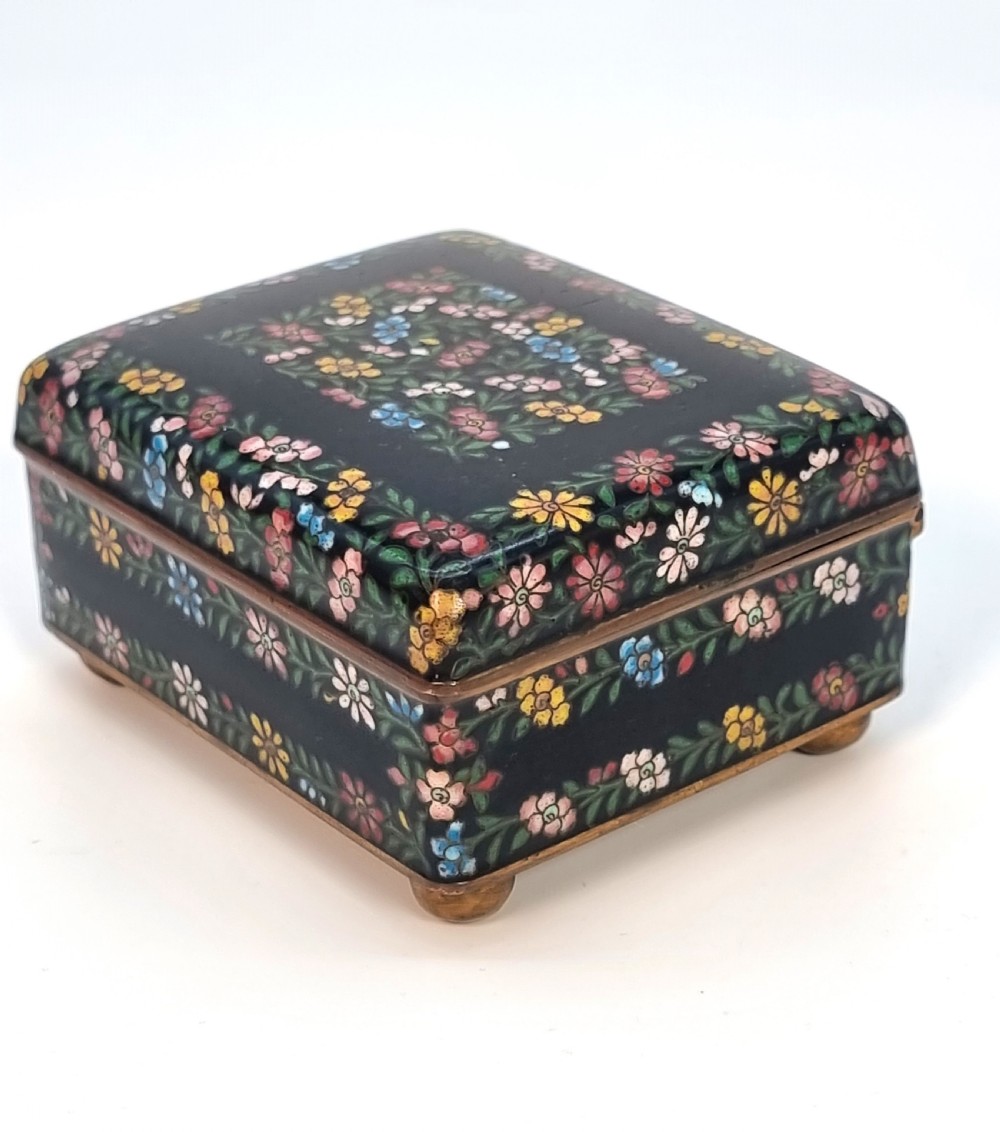 A Chinese 19th C cloisonné enamel box, circa 1880

 View IV