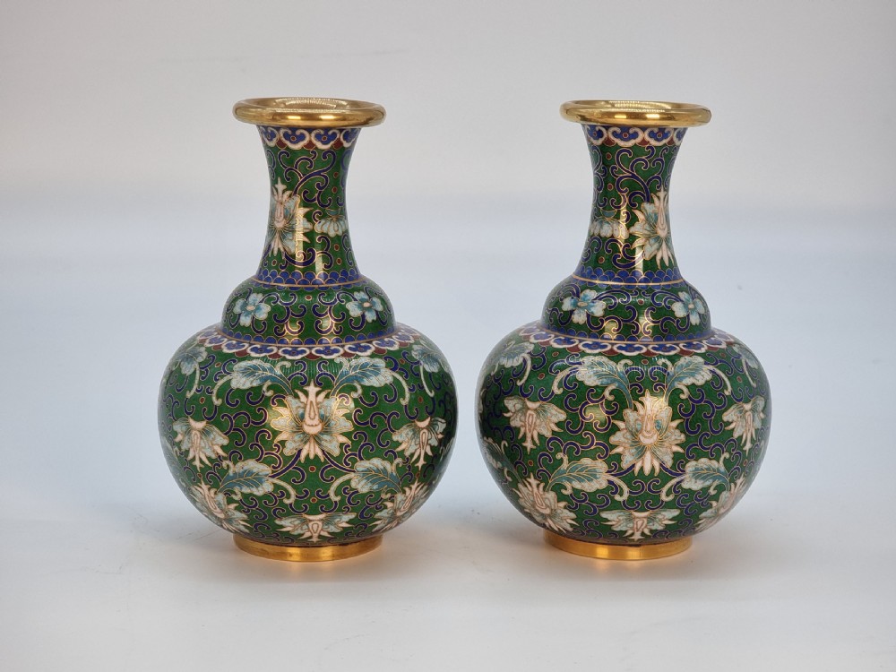 A pair of Chinese cloisonné enamel vases and stands C 1930 View VII
