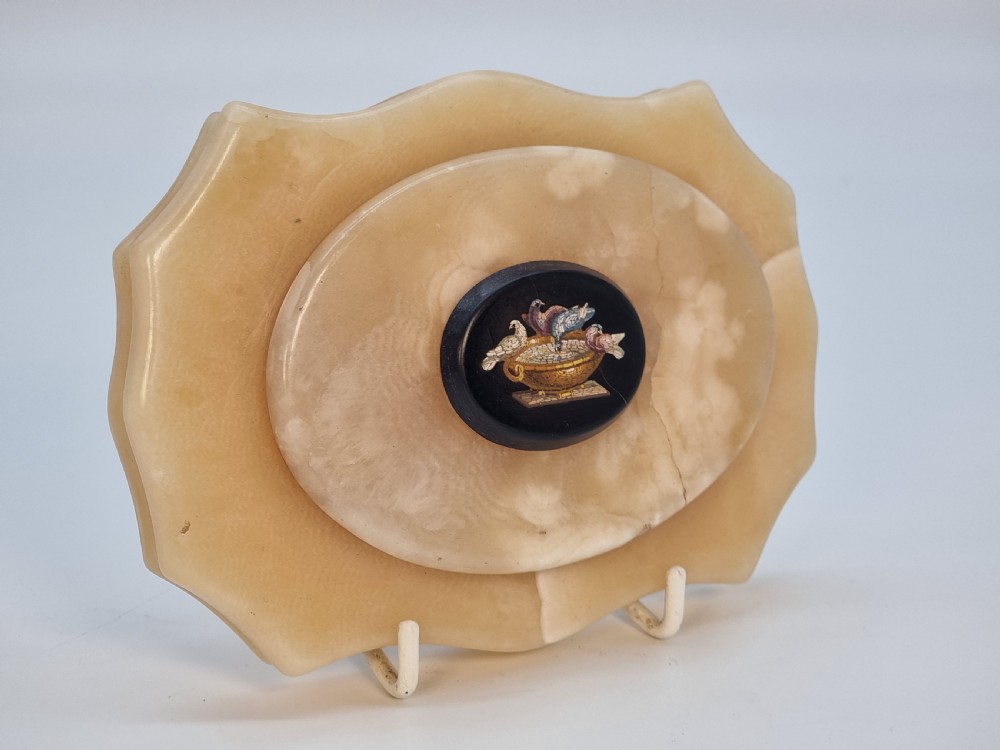 A rare antique Grand Tour micro mosaic marble desk paperweight with the doves of Pliny circa 1870 View II