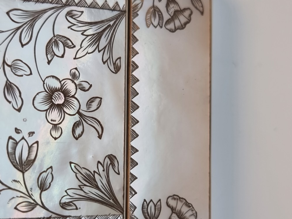 A fine British calling card case, early 19th C mother of pearl with engraved shooting scene. View XIII