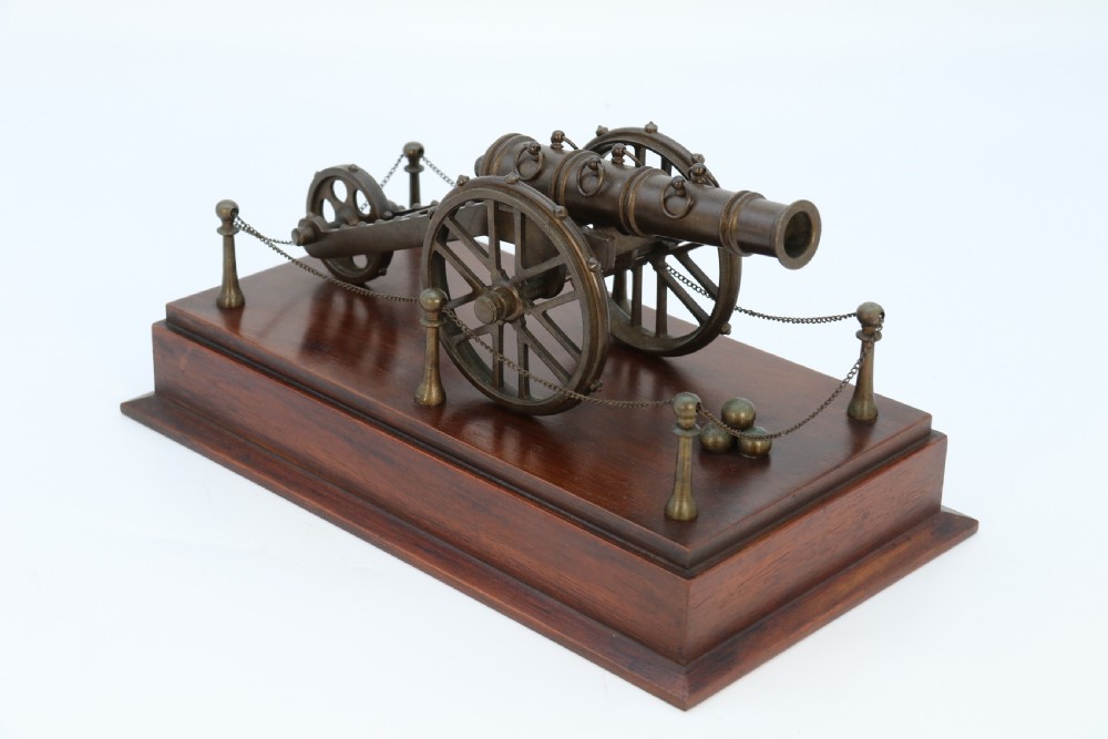 Model of an 18th century style bronze cannon View V