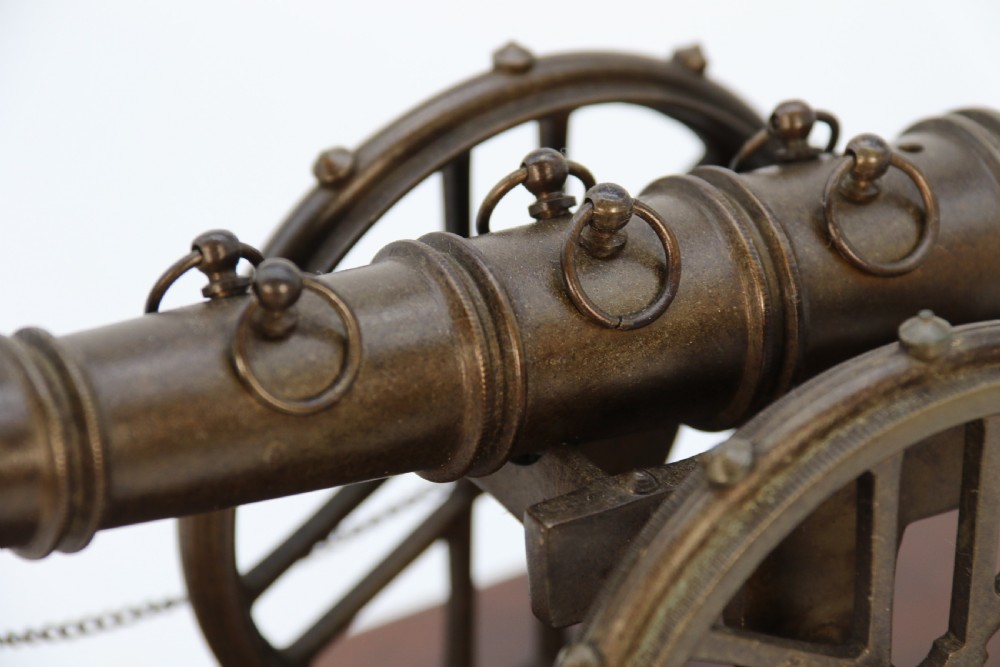 Model of an 18th century style bronze cannon View VIII