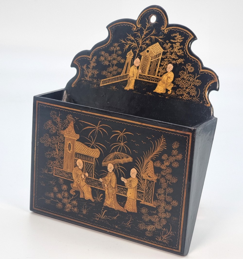 A 19th century Chinese export chinoiserie decorated papier mache  wall pocket.

 View II