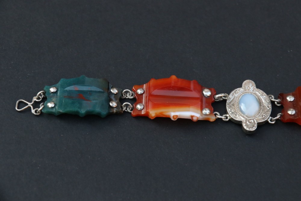  Scottish Agate and silver bracelet, circa 1880 View IV