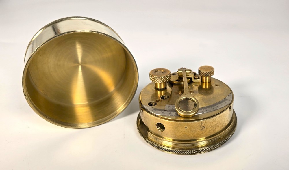 A rare military brass pocket sextant, first world war period, C 1915 View XIX