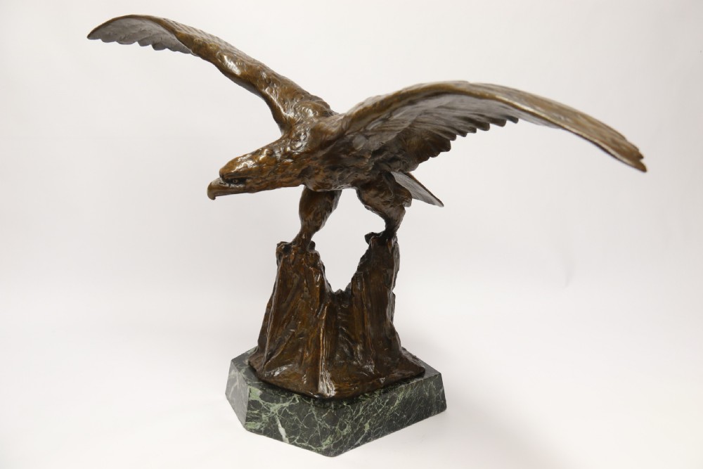 A large and impressive bronze sculpture of a Eagle by Claude Mirval View X