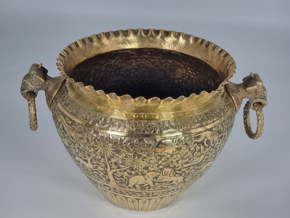 A large Indian Raj period brass Jardinière, circa 1880 View VIII