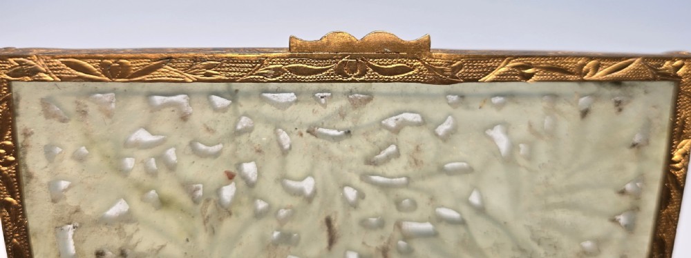 A Chinese carved jade and gilt metal mounted jewellery box View XVII