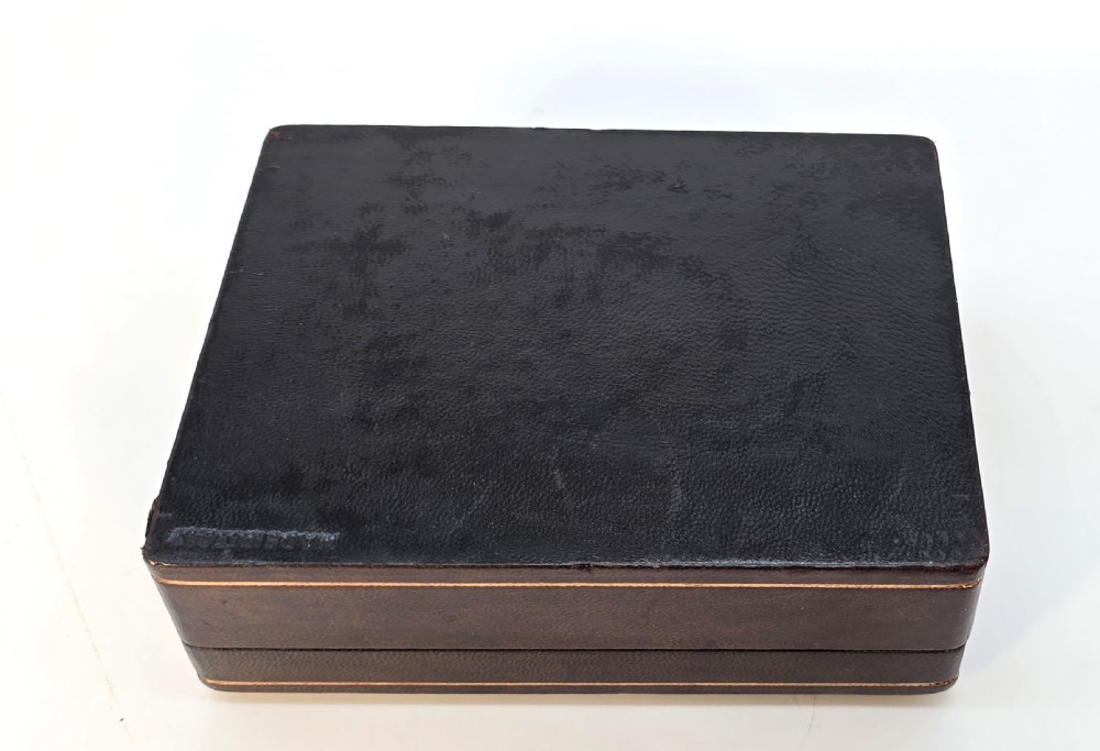 A fine Italian Pietra Dura box View XII