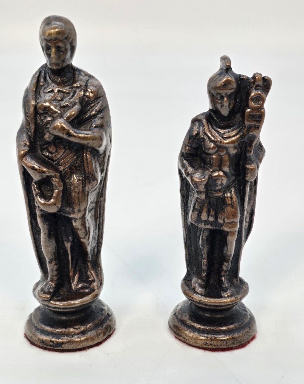 Reversable chess board and Sorrento ware tray with bronze chess pieces c.1880 View IX