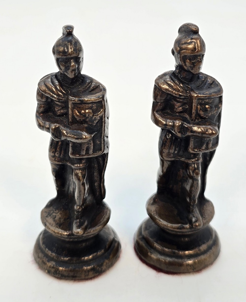 Reversable chess board and Sorrento ware tray with bronze chess pieces c.1880 View XI