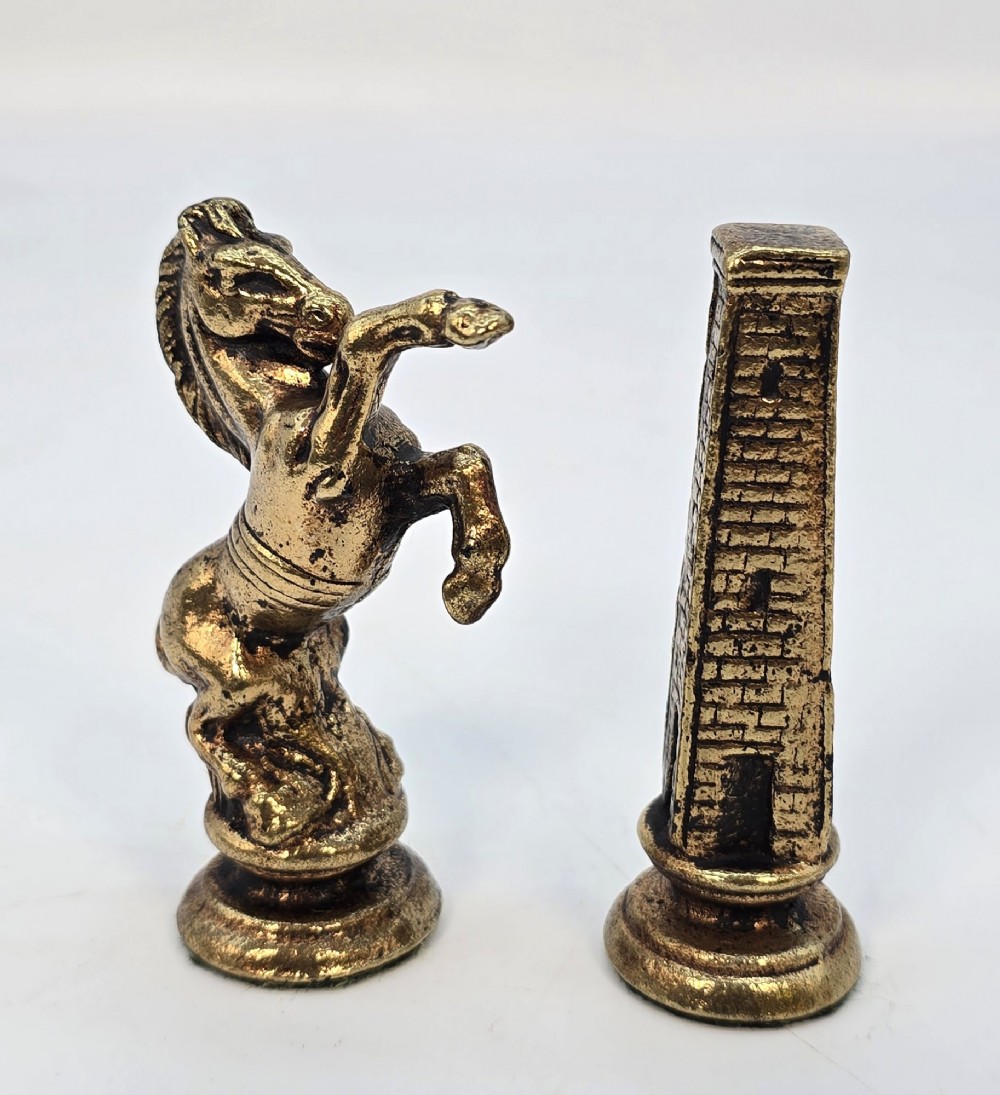 Reversable chess board and Sorrento ware tray with bronze chess pieces c.1880 View XII