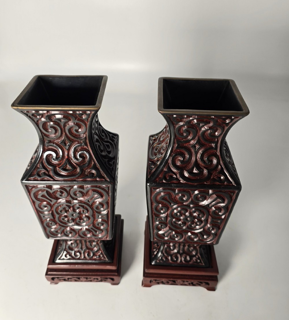 A pair of Chinese Republican period cinnabar lacquer vases and stands C1920 View IV