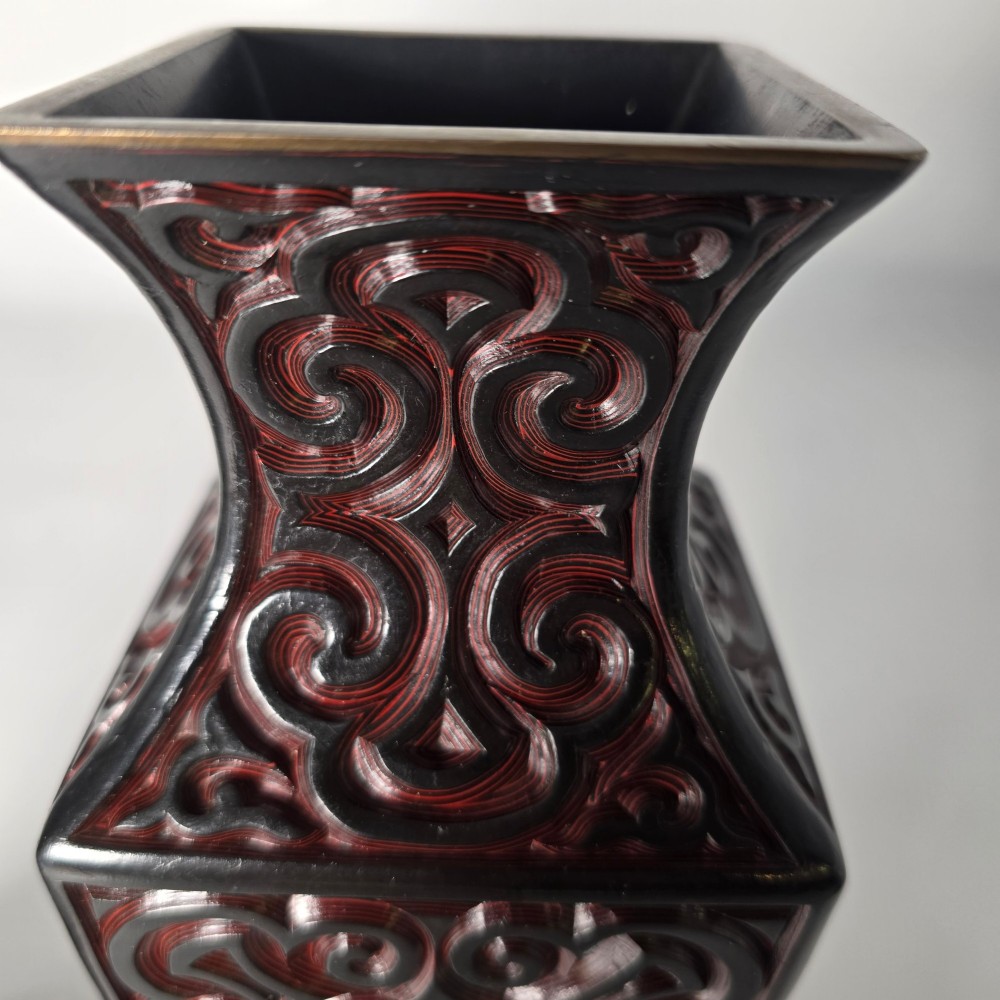 A pair of Chinese Republican period cinnabar lacquer vases and stands C1920 View XIII