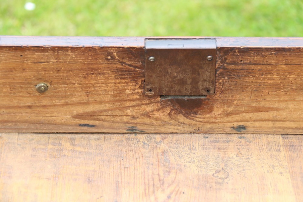 A George II burr elm lowboy featuring three drawers, brass drop handles, a scalloped apron, and cabriole legs terminating in pad feet. View XI