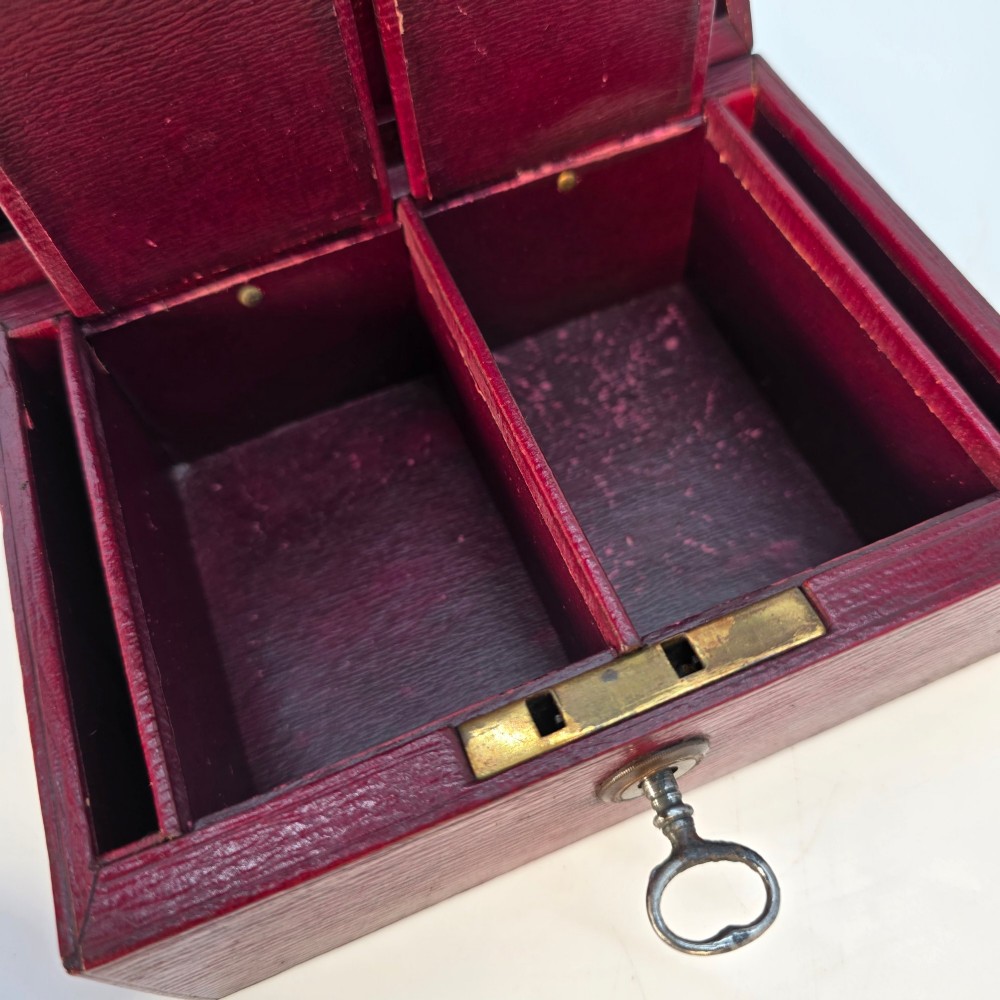 A late Victorian bullion box in red Moroccan leather View VII